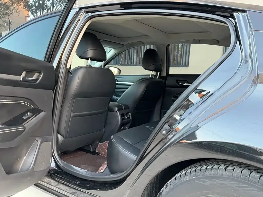 Nissan Teana 2022 из CN, фото 4
