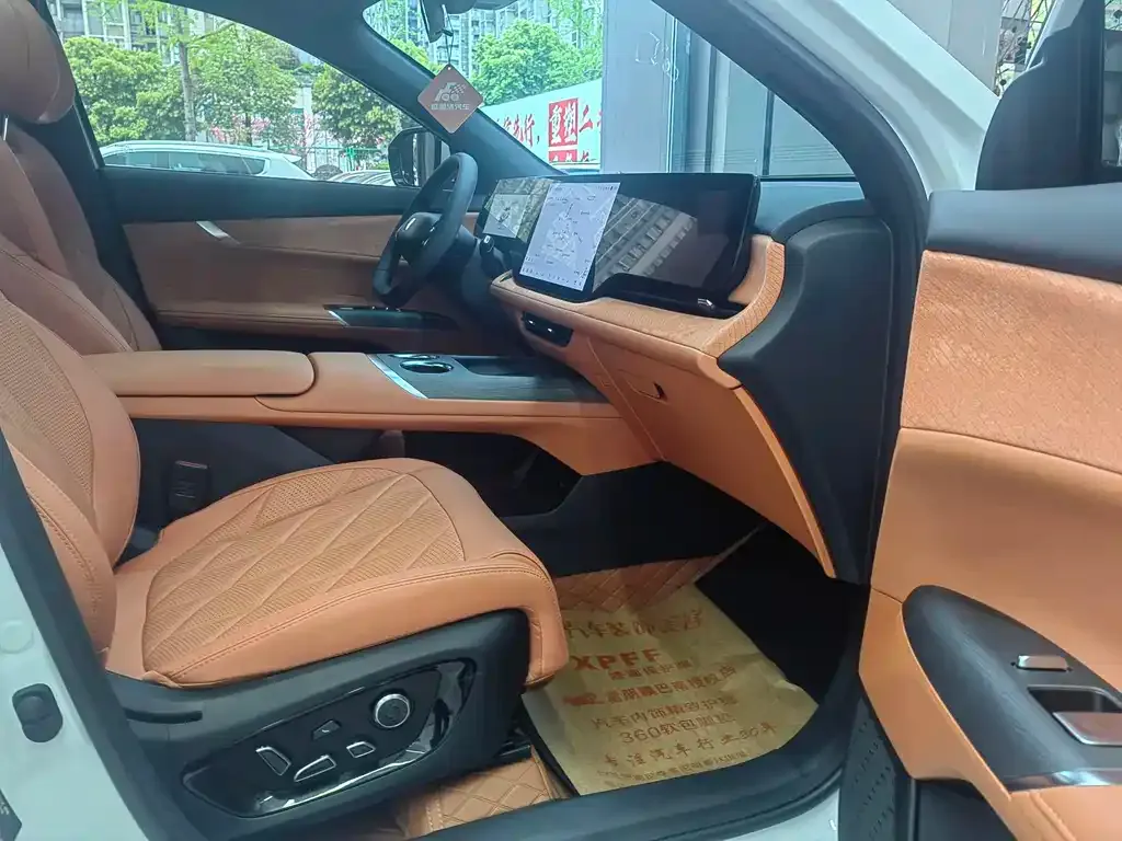 Changan CS75PLUS — фото 3