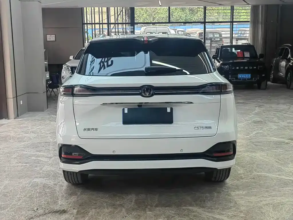 Changan CS75PLUS — фото 10