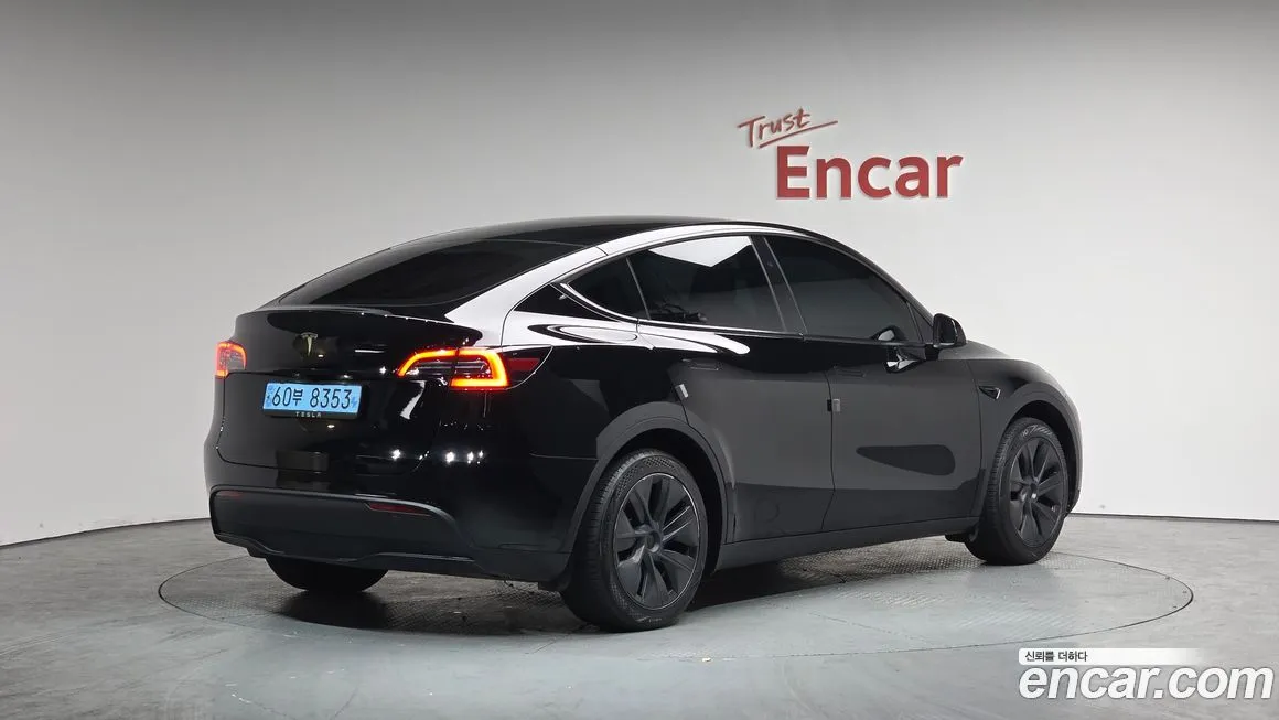 Tesla Model Y 2024 из KR, фото 4