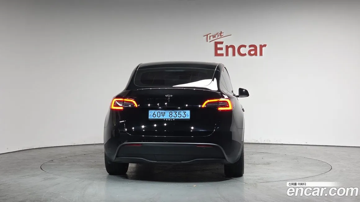 Tesla Model Y 2024 из KR, фото 3