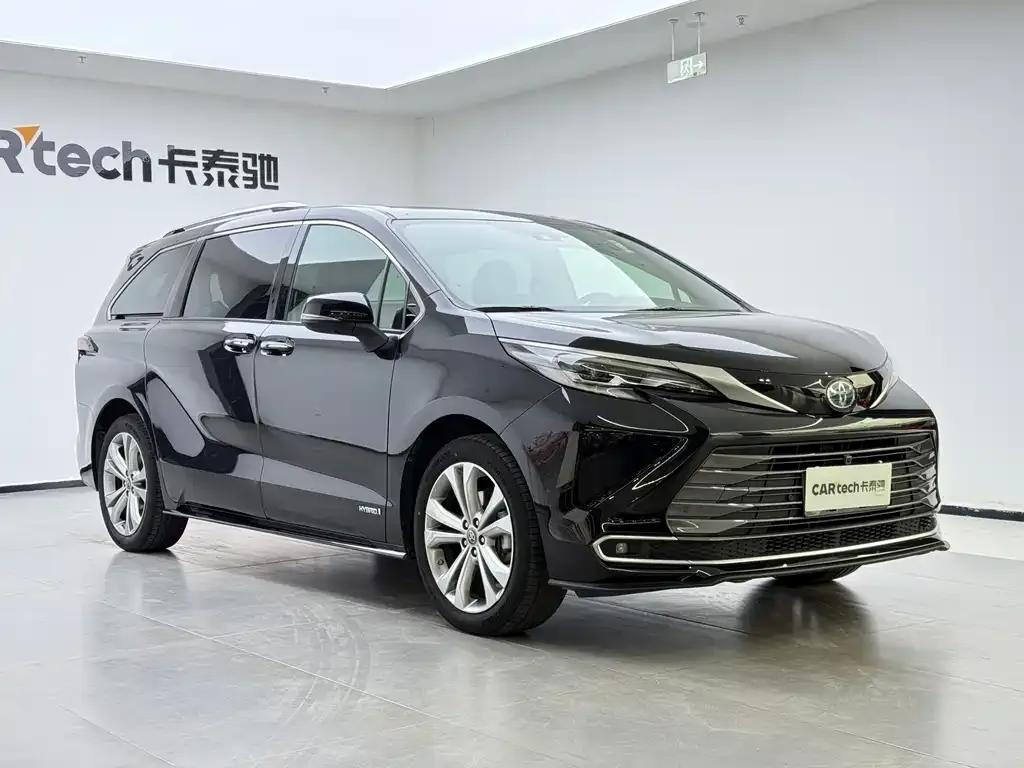 Toyota Sienna 2024 из CN, фото 10