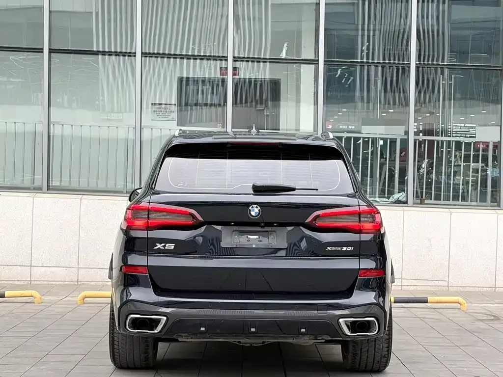 BMW X5 (Import) — фото 4