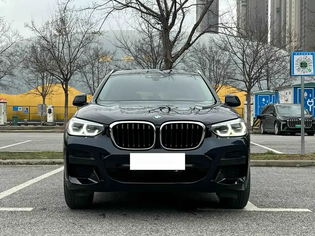 BMW X3 — фото 7