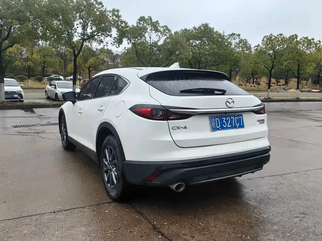 Mazda CX-4 — фото 3