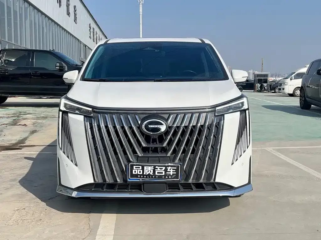 GAC Motor Trumpchi M8 — фото 8