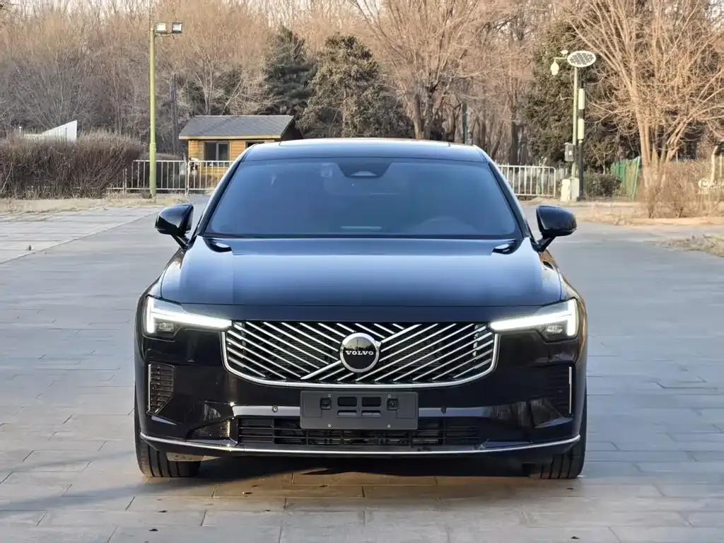 Volvo S90 2026 из CN, фото 9