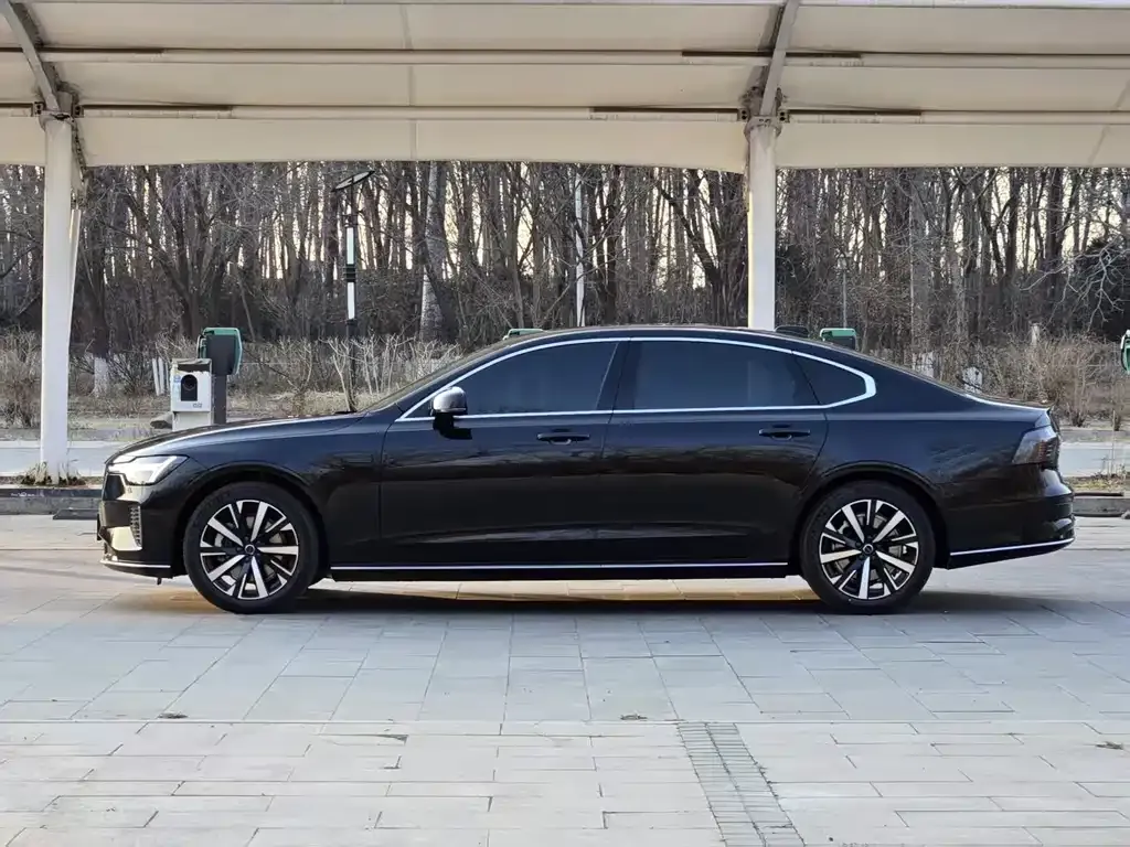 Volvo S90 2026 из CN, фото 7