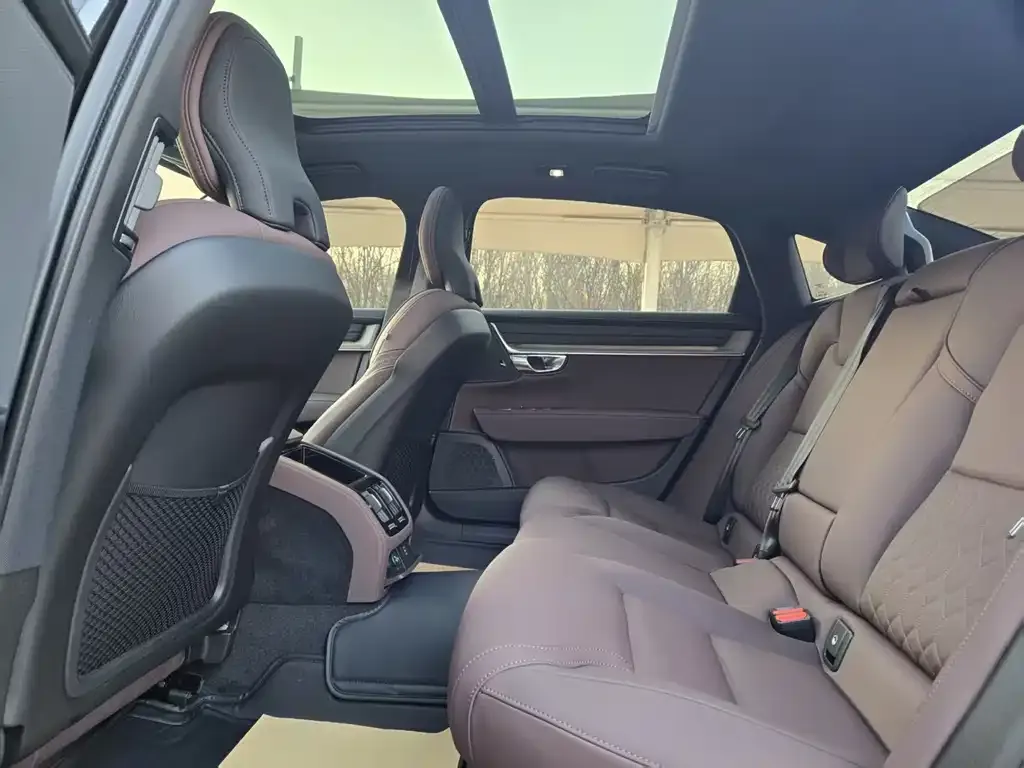 Volvo S90 2026 из CN, фото 6