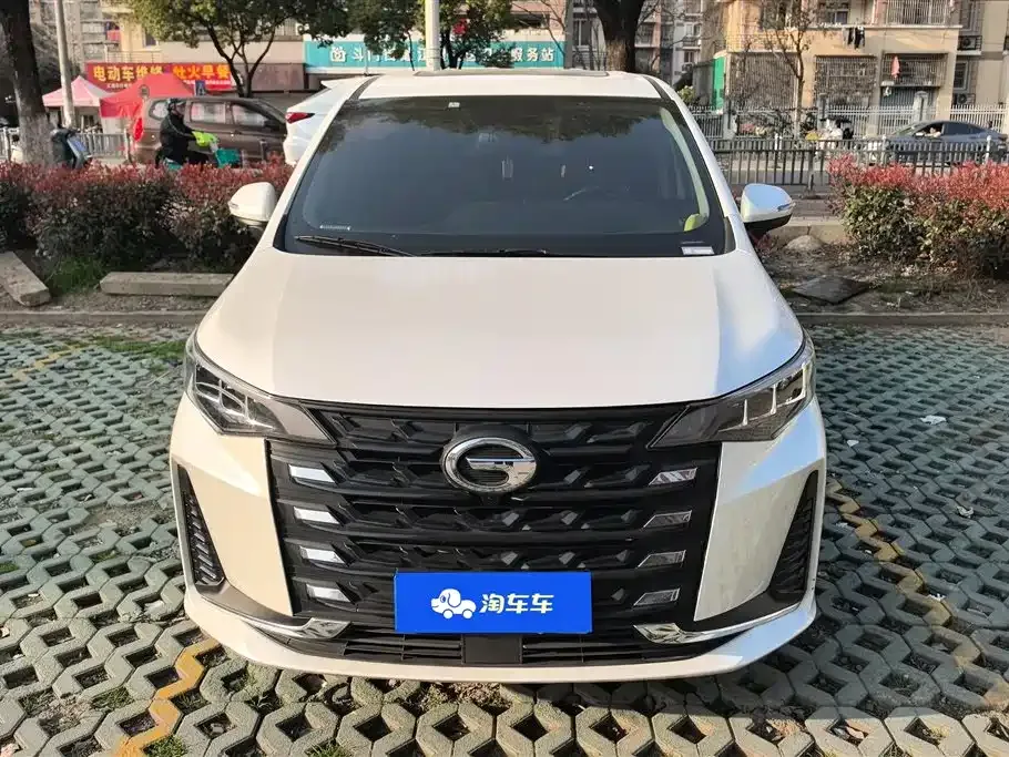 GAC Motor Trumpchi M6 — фото 9