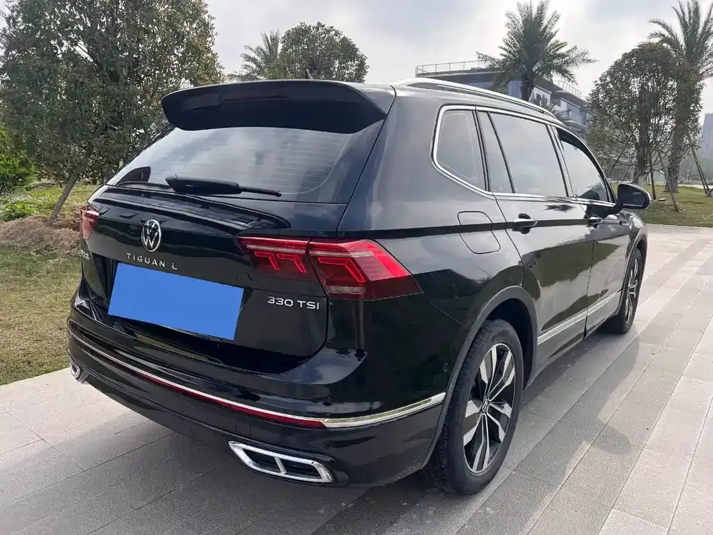 Volkswagen Tiguan L — фото 5