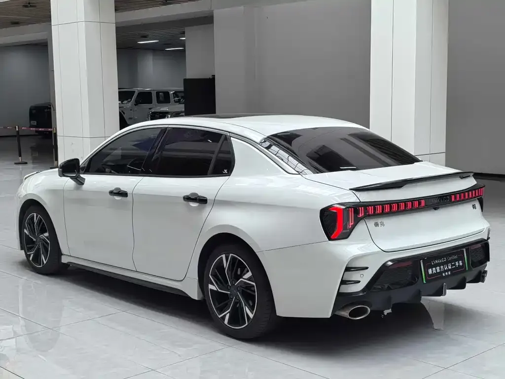 Lynk & Co 03 2023 из CN, фото 2