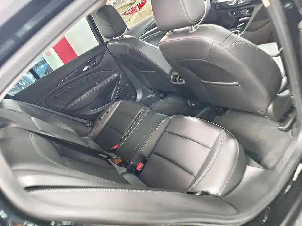 Buick Regal — фото 6