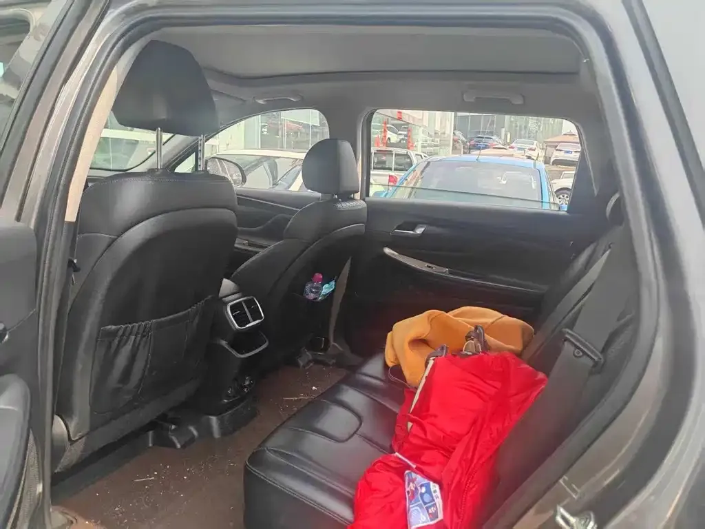 Hyundai Santa Fe 2021 из CN, фото 4