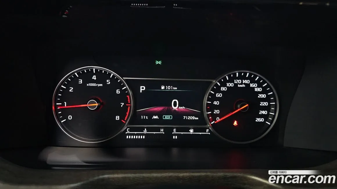 Kia Sorento — фото 5
