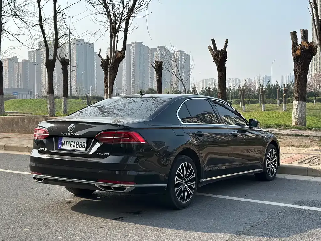 Volkswagen Phideon 2021 из CN, фото 9