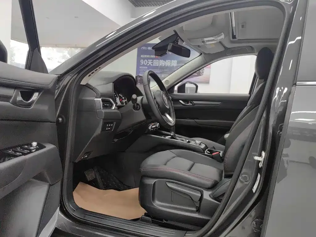 Mazda CX-5 2023 из CN, фото 5