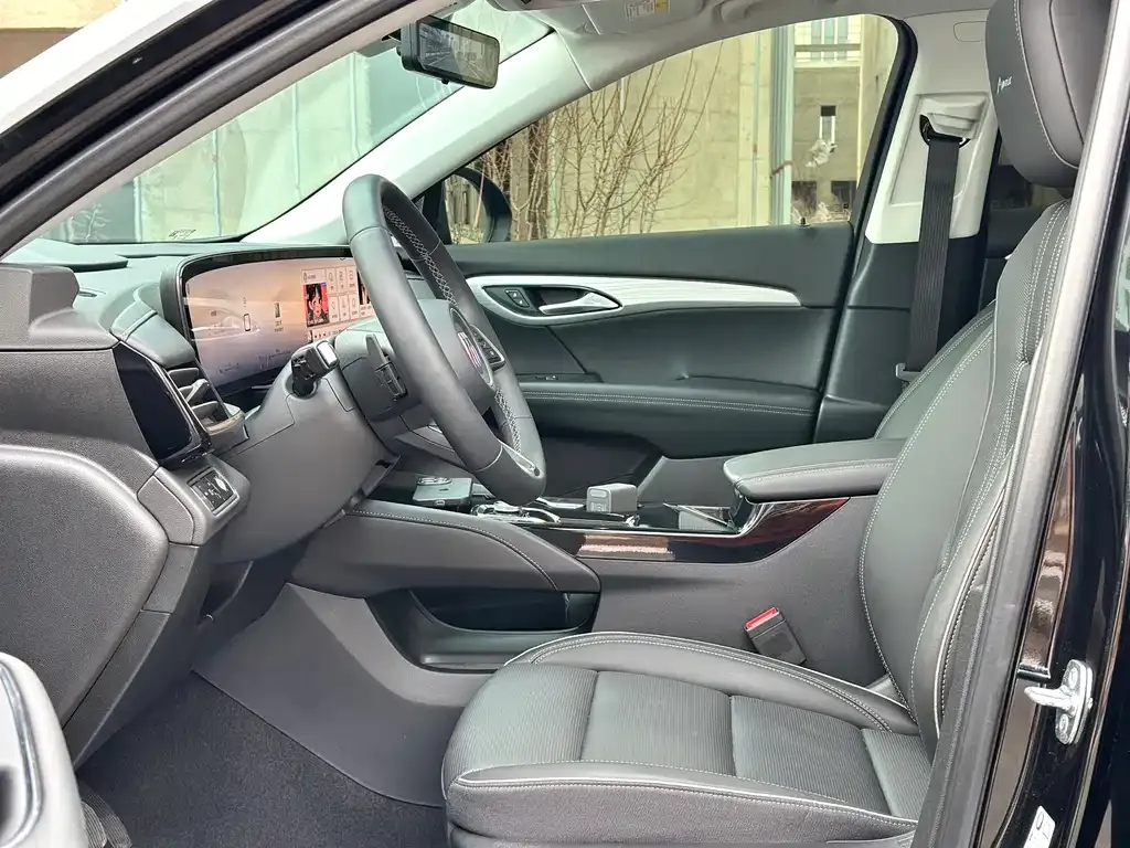 Buick Envision Plus — фото 7