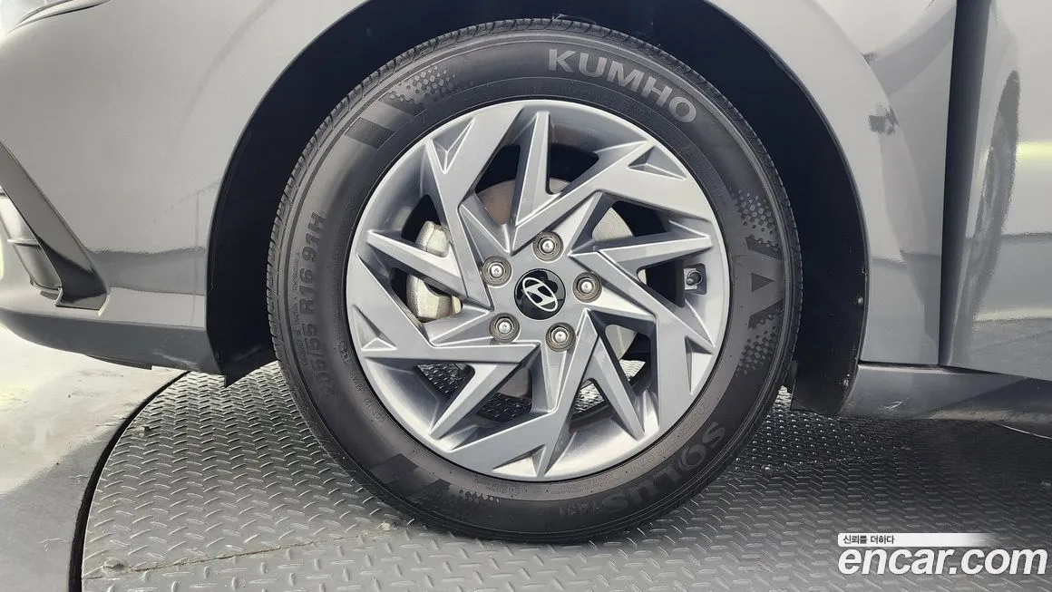 Hyundai AVANTE — фото 10