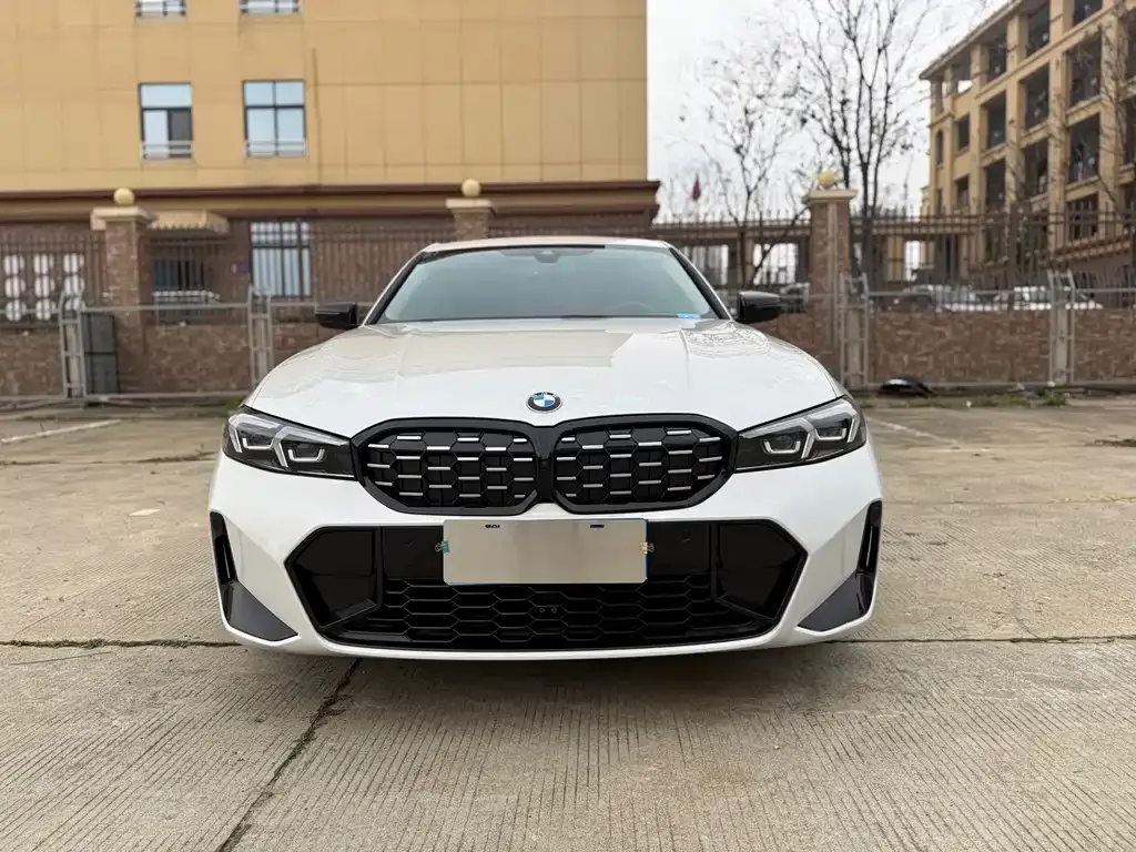 BMW 3 Series 2023 из CN, фото 7