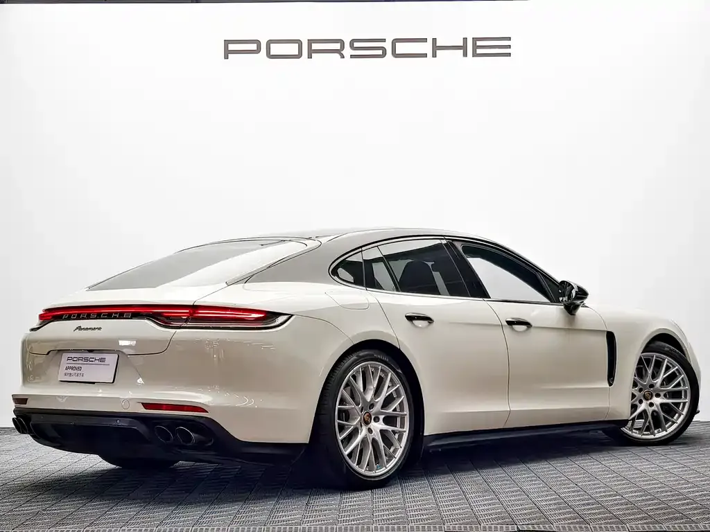 Porsche Panamera — фото 4