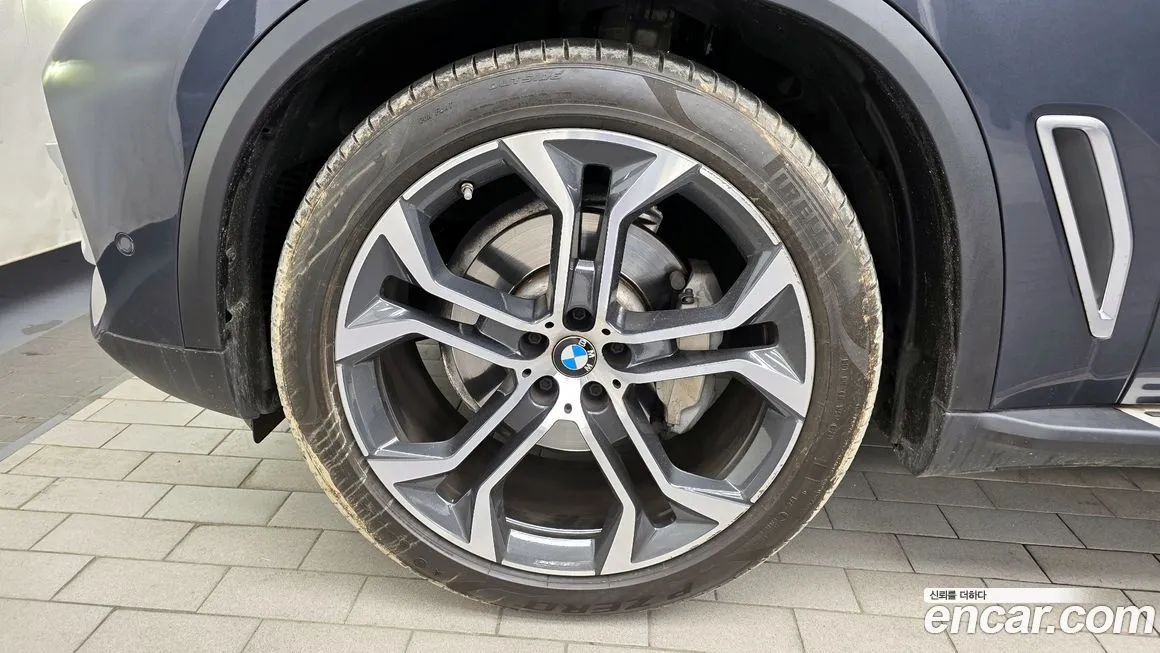 BMW X5 — фото 10
