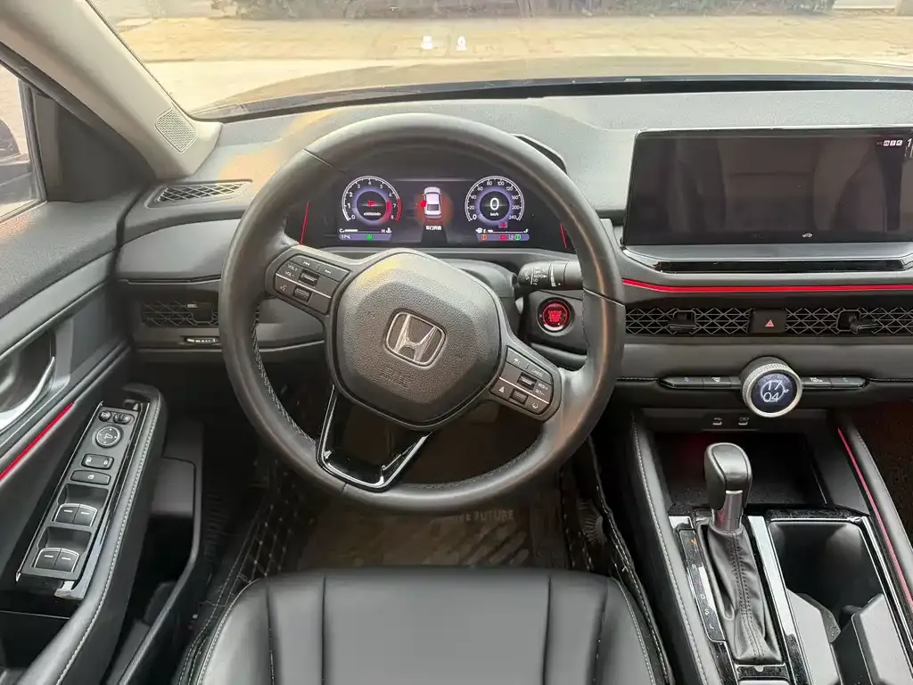 Honda Accord — фото 7
