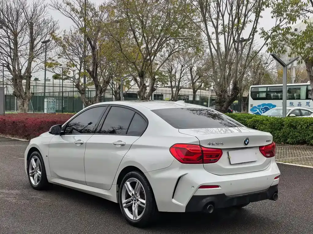BMW 1 Series — фото 10