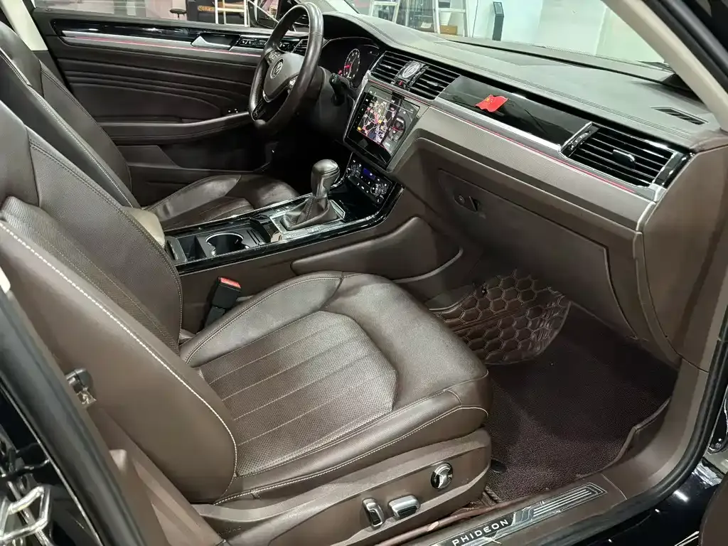 Volkswagen Phideon 2021 из CN, фото 7