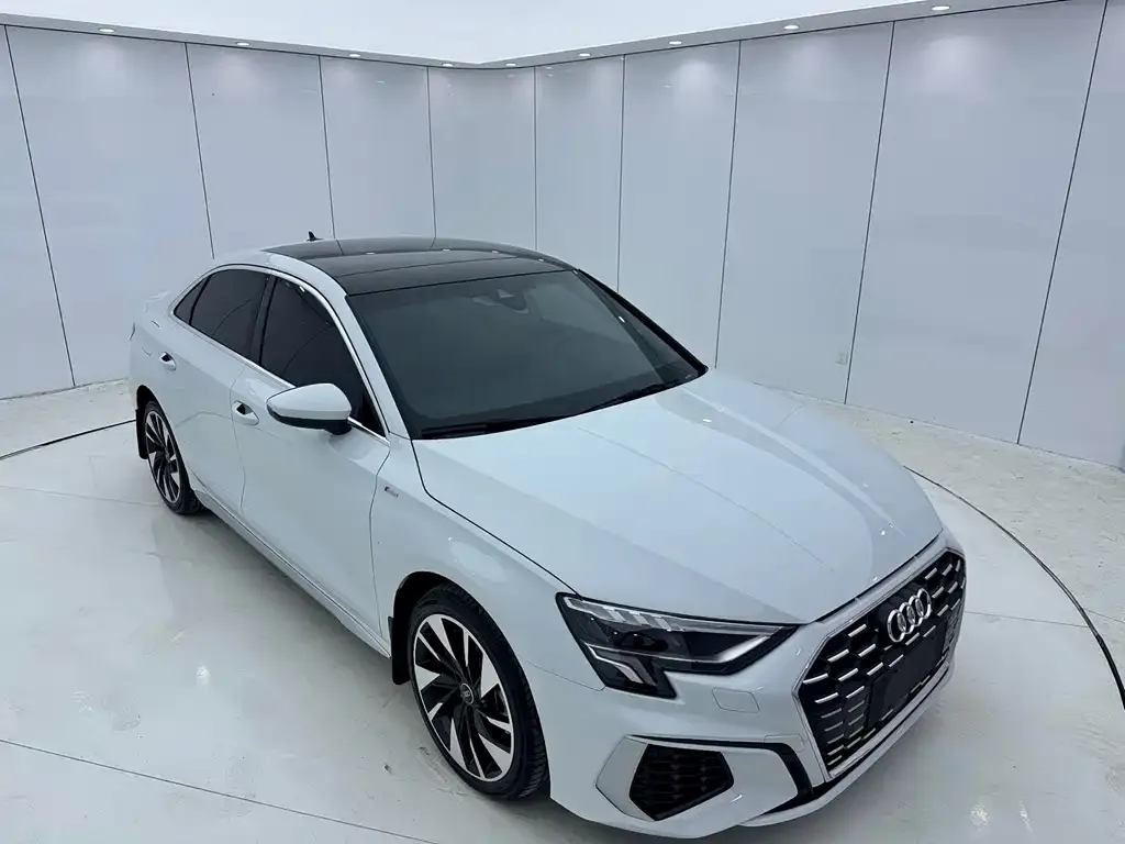 Audi A3 2023 из CN, фото 6