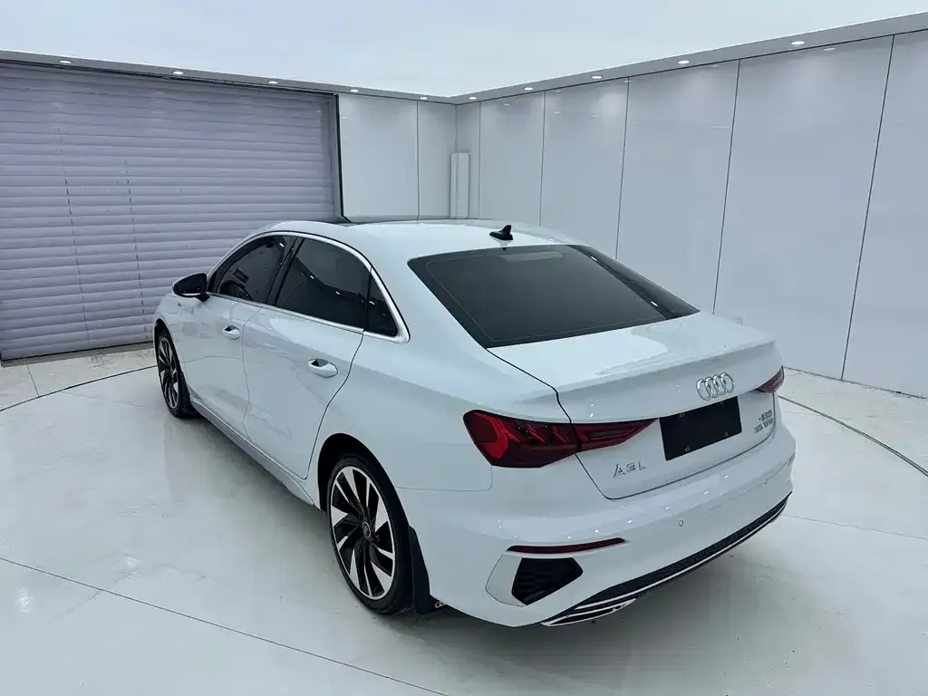 Audi A3 2023 из CN, фото 9