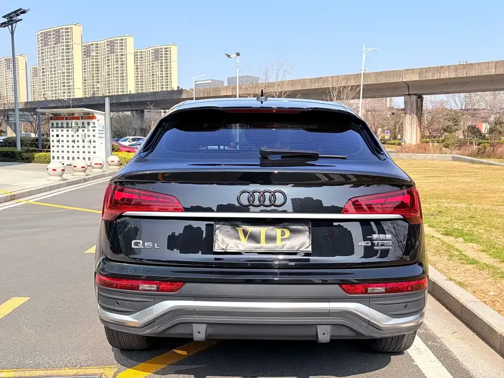 Audi Q5L Sportback 2021 из CN, фото 6