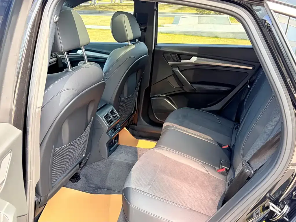 Audi Q5L Sportback 2021 из CN, фото 7