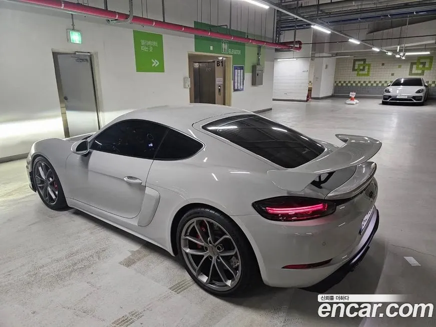 Porsche 718 2023 из KR, фото 3