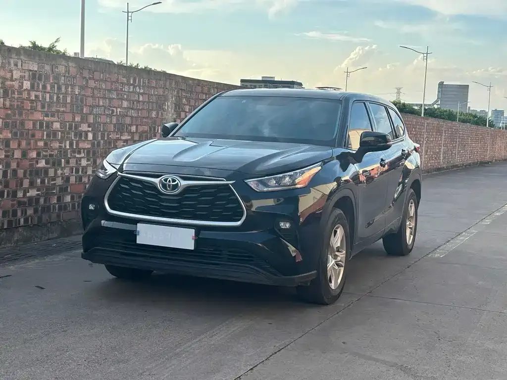 Toyota Highlander 2022 из CN, фото 1