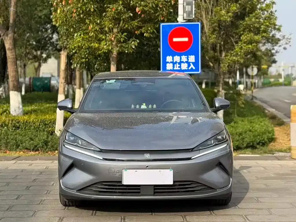 BYD Qin L — фото 10
