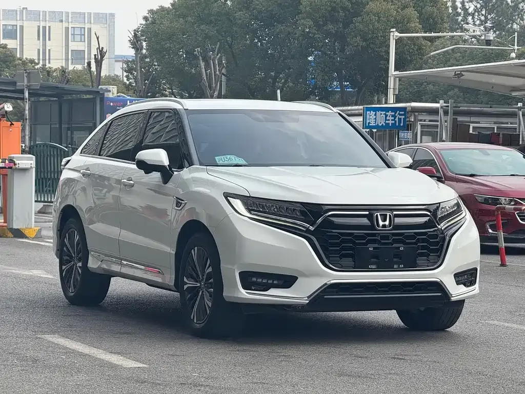 Honda UR-V — фото 10