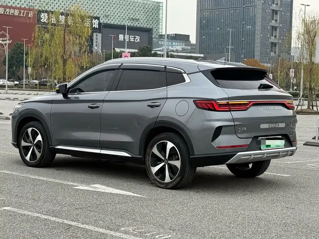 BYD PLUS New Energy — фото 6