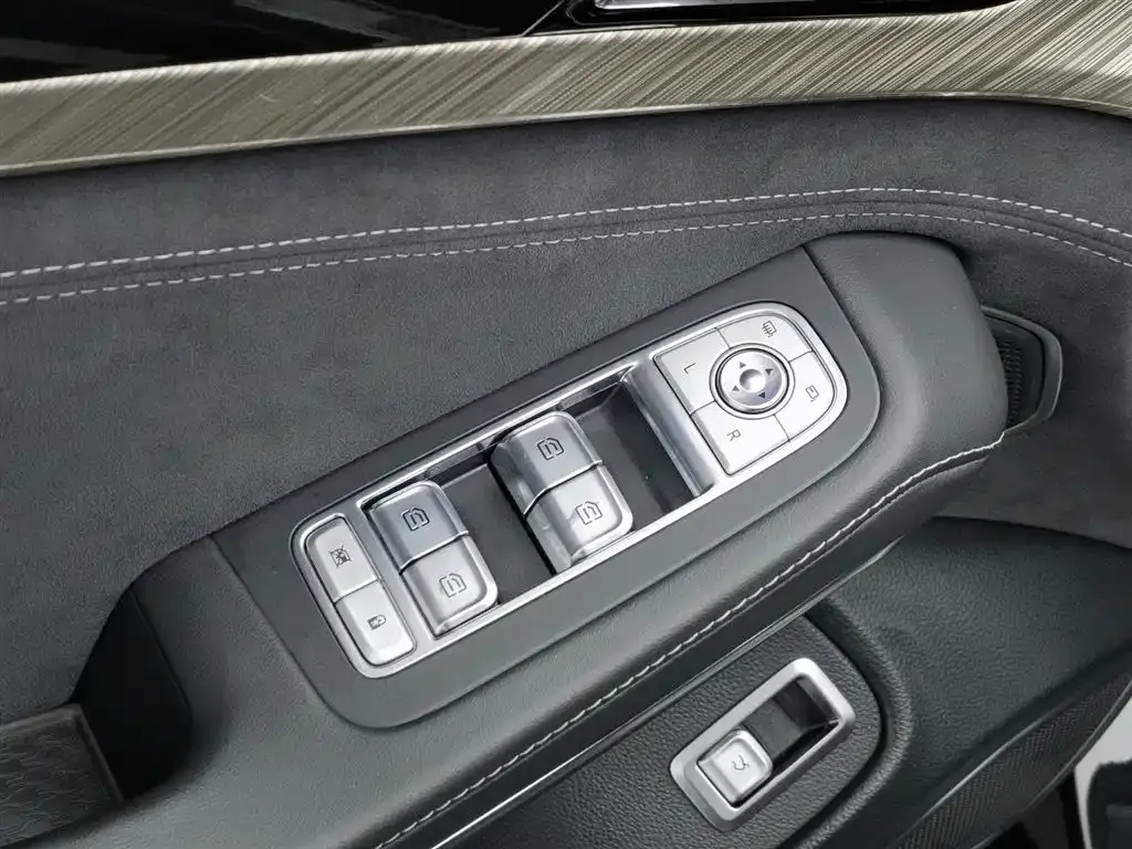 Hongqi H9 2021 из CN, фото 10