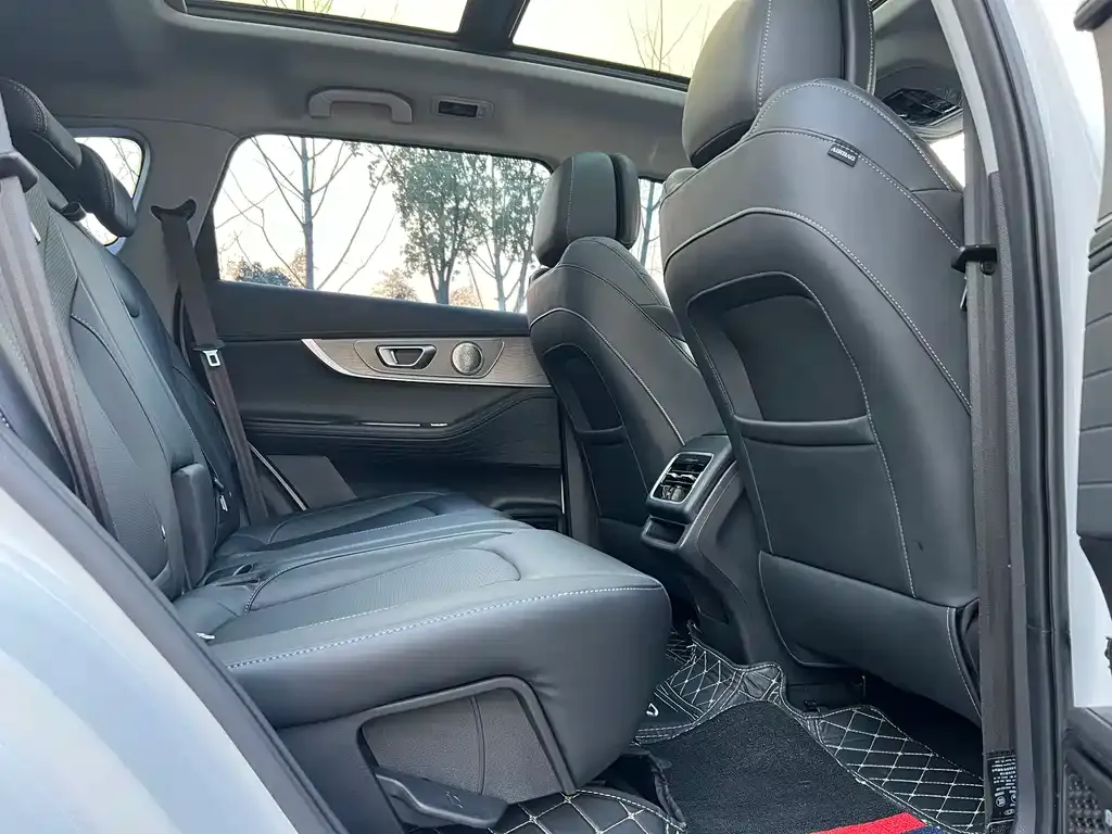 Chery Tiggo 8 PRO NEV 2023 из CN, фото 2