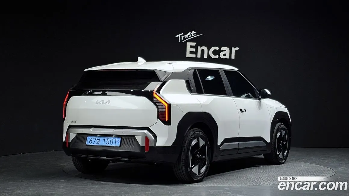 Kia EV3 — фото 6