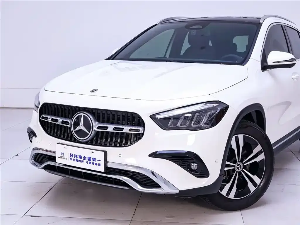 Mercedes-Benz GLA — фото 9