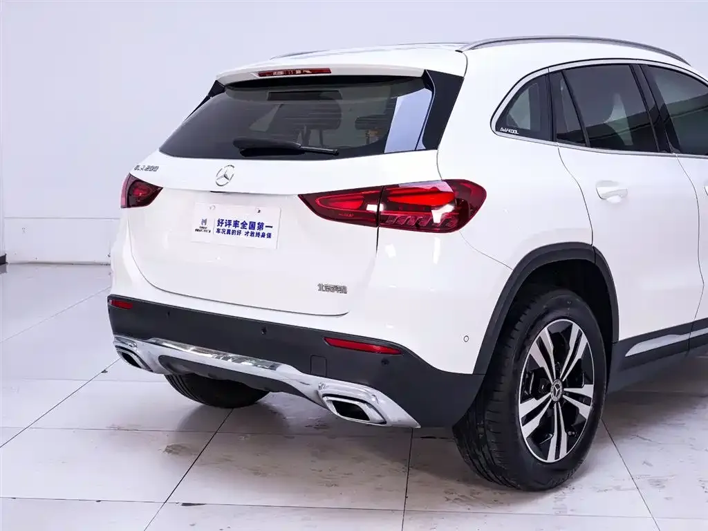 Mercedes-Benz GLA — фото 8
