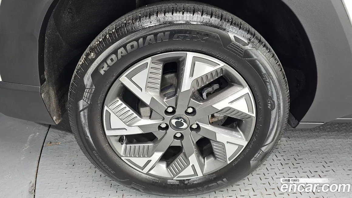 KG Mobility (Ssangyong) Torres 2024 из KR, фото 4