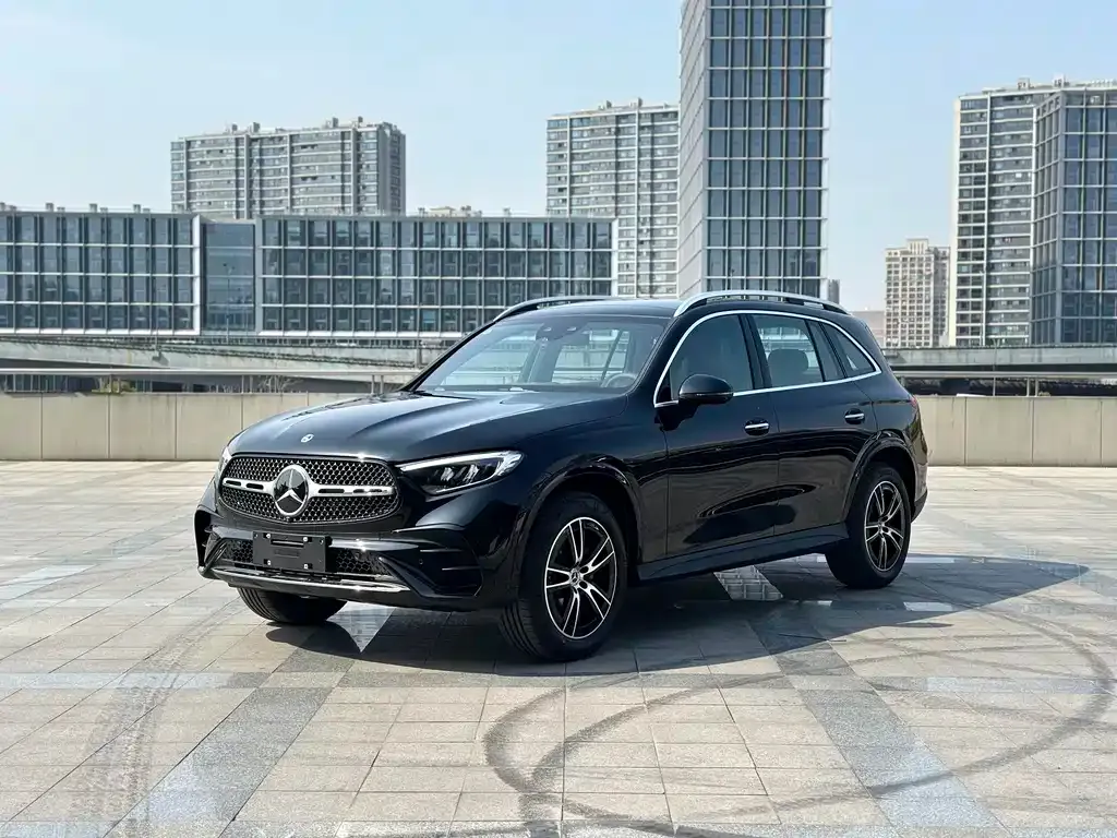 Mercedes-Benz GLC — фото 1