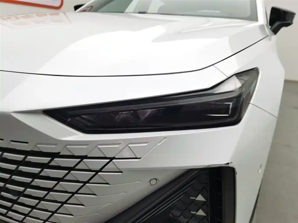 Changan UNI-V 2022 из CN, фото 8