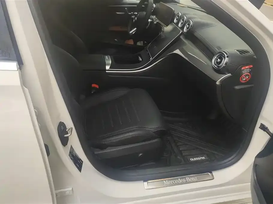 Mercedes-Benz C-Class 2025 из CN, фото 4