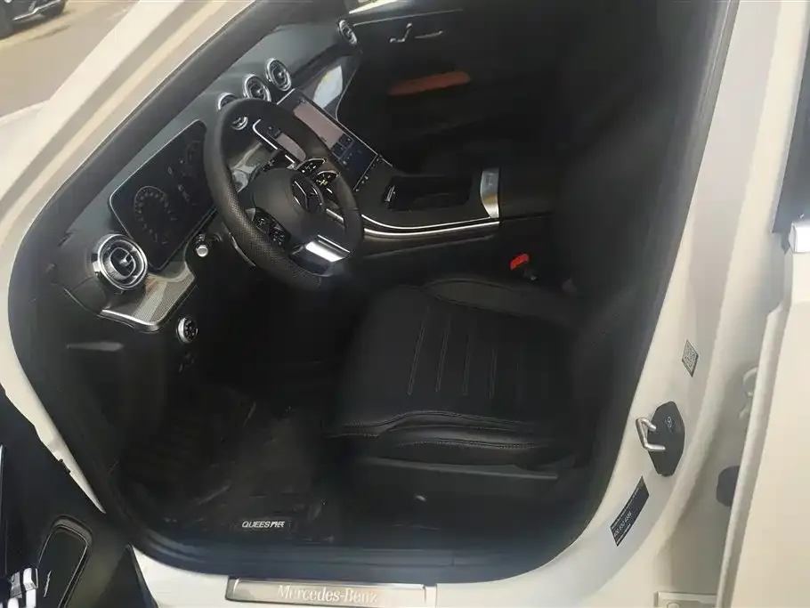 Mercedes-Benz C-Class 2025 из CN, фото 2
