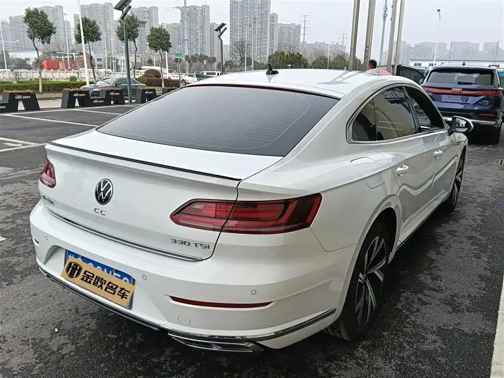 Volkswagen CC 2022 из CN, фото 10