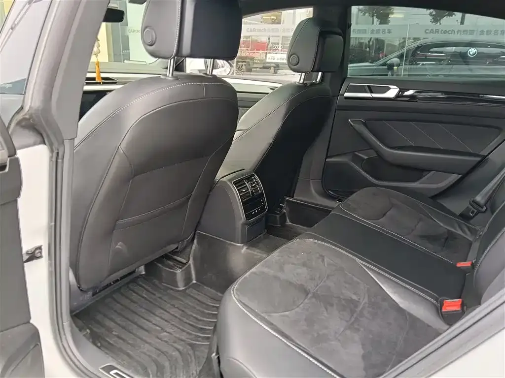 Volkswagen CC 2022 из CN, фото 3